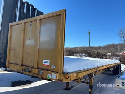 1996 Utility FS2CHAE 45 ft T/A Spread Axle Flatbed Trailer