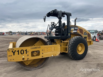 2019 Cat CS54B Smooth Drum Compactor