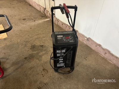 Motomaster Eliminator Cargador de baterias