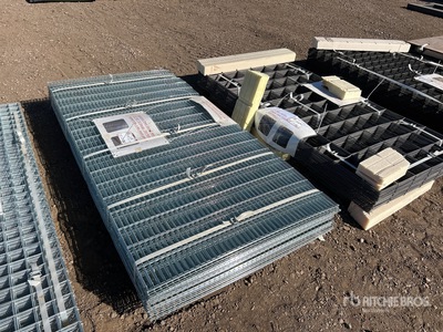 Quantity of (50) Galvanized Steel Garden Mesh 36 In X 72 In Varios otros