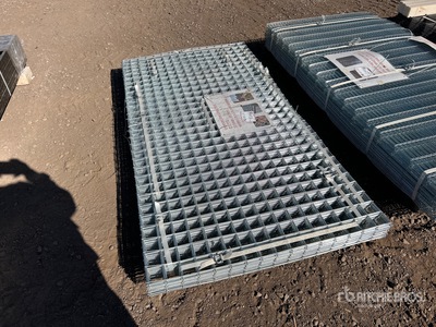 Quantity of (40) Galvanize Garden Mesh Steel 3 Ft X 6 Ft 12 Gauge Varios otros