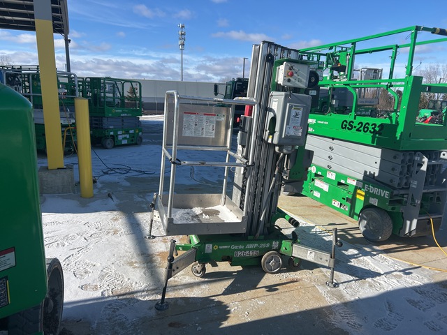 2014 Genie AWP-25S Vertical Mast Lift (Inoperable)