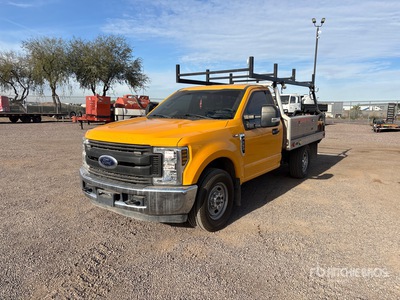 2019 Ford F-250 XL 4x2 Flatbed Truck