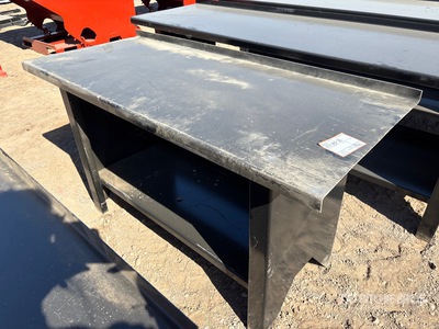 2025 Kit Containers WB-60-190 5 ft Banco de trabajo