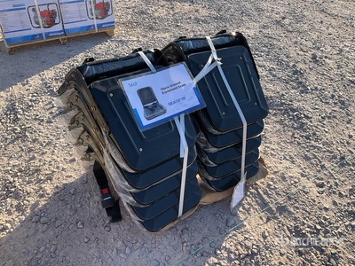 Quantity of (10) 2026 SKLP SK10 Lote de Asientos para Operador (Sin Usar) / Operator Seats Divers  (Unused)