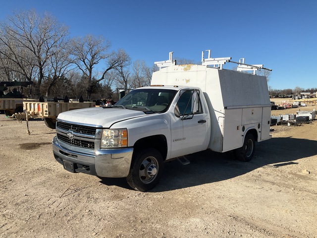 2008 Chevrolet Silverado 3500HD 4x4 Utility Truck