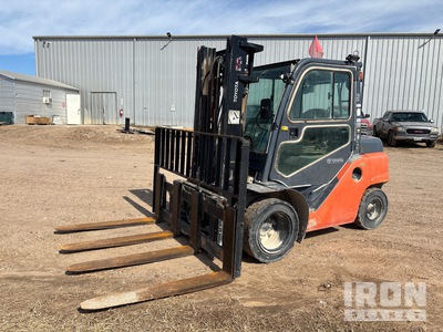 2020 Toyota 8FD35U 6300 lb Pneumatic Tire Forklift