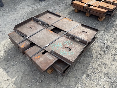 Quantity of (10) 2025 Kit Containers QT-F-BLANK Skid Steer Attachment Mounting Plate