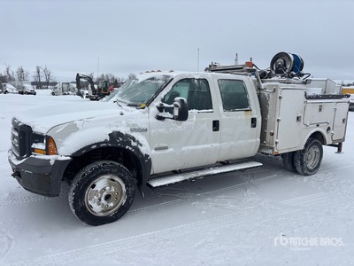 2005 Ford F-550 XL 4x4 Crew Cab Utility Truck