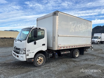 2018 Hino 155 4x2 Van Truck