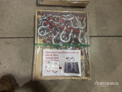 Quantity of (30) Heavy-Duty D-Ring Shackle Set (Unused)