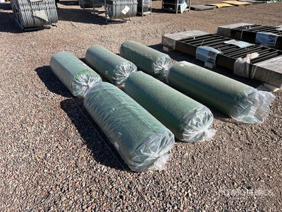 Quantity of (6) Artificial Grass Turf 3.3 Ft X 49.2 Ft Varios otros