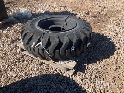 S.T.A. 17.5-25 Tire w/Wheel