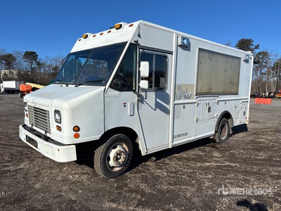 2014 Ford 4x2 Furgón de Reparto