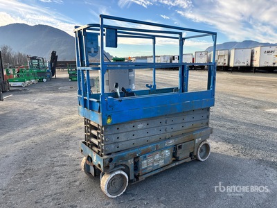 2002 Genie GS-2632 Electric منصة رفع متحركة (Inoperable)
