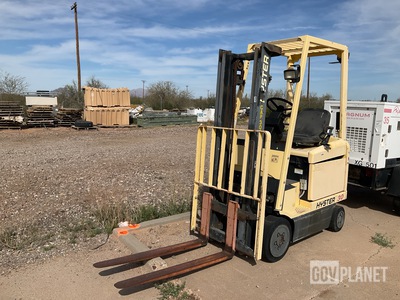 Hyster E30XM Electric Forklift