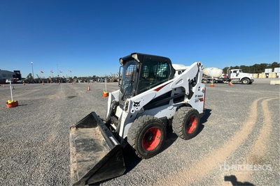 2019 Bobcat S740 Two-Speed を見 Skid-Steer Loader