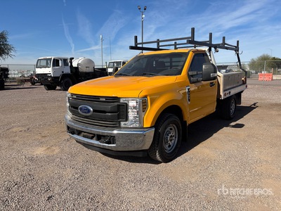 2019 Ford F-250 4x2 Table Top Truck
