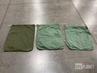 (165) Barracks Bags