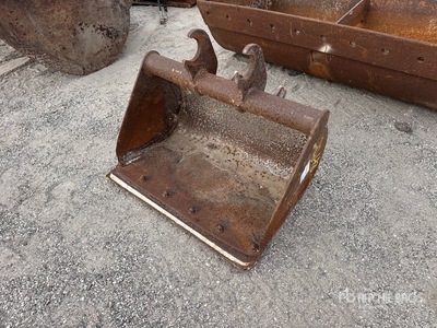 32 in Cleanup エクスカベーター用バケット