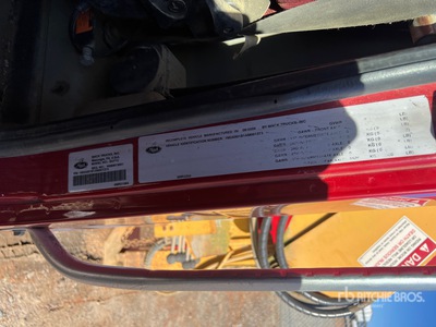 2010 Mack GU712 Service Truck