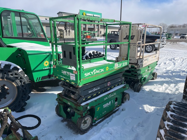 2017 Skyjack SJIII-3219 Electric Scissor Lift