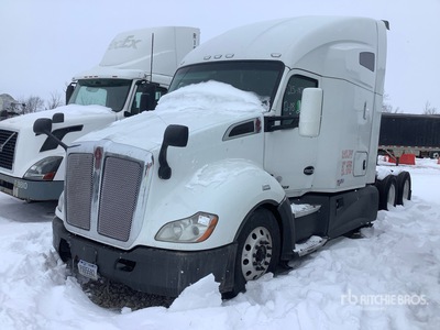 2020 Kenworth T680 6x4 T/A Sleeper Truck Tractor