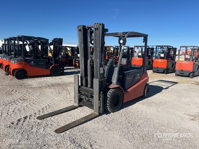 2023 Toyota 05-8FBM40T 7250 lb Pneumatic Tire Heftruck