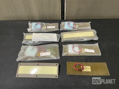 (8) Sikorsky 65550-01073-101 Navigational Lights