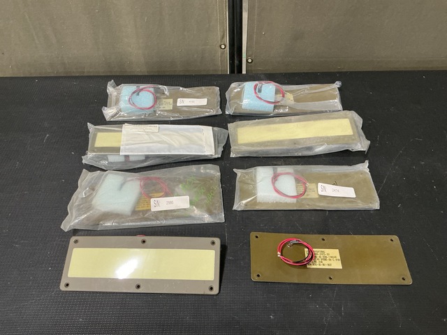 (8) Sikorsky 65550-01073-101 Navigational Lights