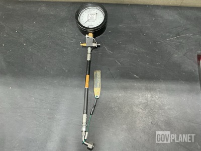 Boeing 74D135009-1003 Dial Pressure Gage