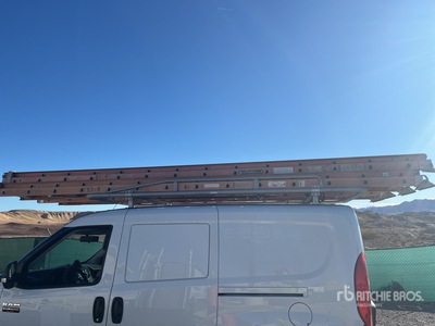 Quantity of (4) 28 ft Ladder