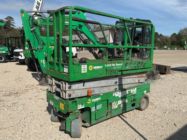 2015 Genie GS-2032 Electric Scissor Lift