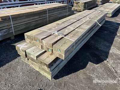 Quantity of (29) Miscellaneous Surplus Pressure Treated 木材