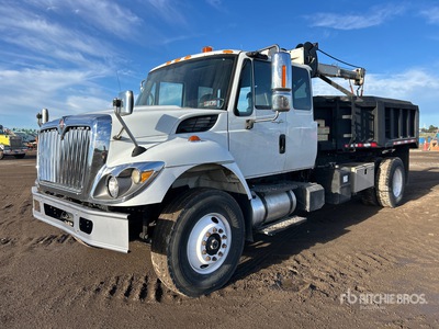 950 8260 lb Straight Boom on 2009 International 7400 4x2 Grapple Truck