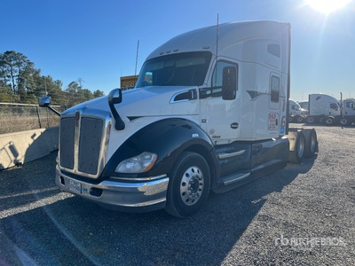 2020 Kenworth T680 6x4 T/A Sleeper Truck Tractor