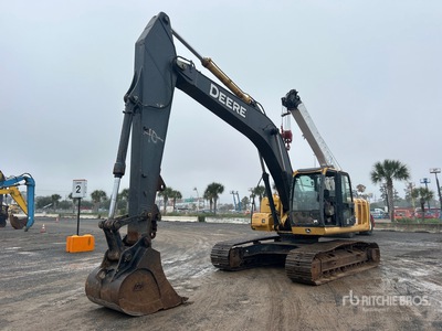 2006 John Deere 240D LC Escavatore cingolato