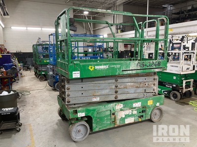 2016 Genie GS-3246 Electric Scissor Lift