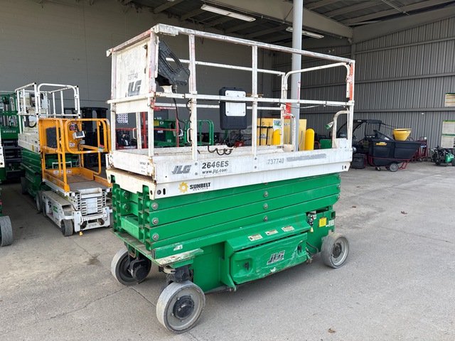 2015 JLG 2646ES Electric Scissor Lift
