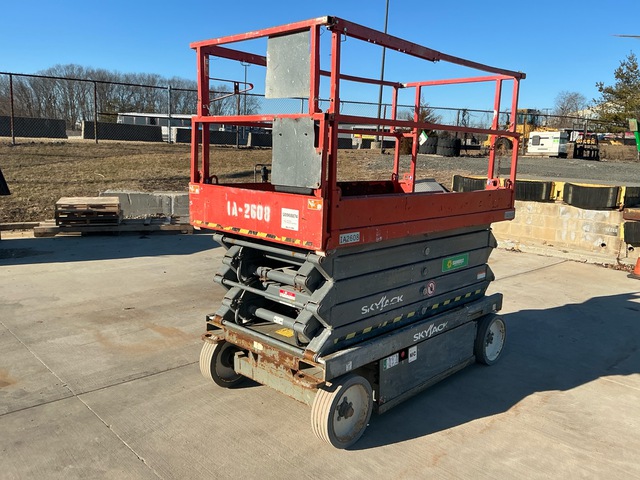 2016 Skyjack SJIII 4632 Electric Scissor Lift