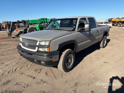 2006 Chevrolet Silverado 2500 4x4 Crew Cab Pickup