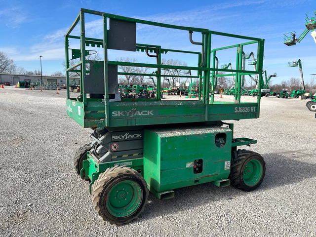 2014 Skyjack SJ6826 RT Dual Fuel 4x4 Scissor Lift