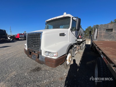 2005 Volvo VHD 6x4 Vacuum Tanker Truck (Inoperable)