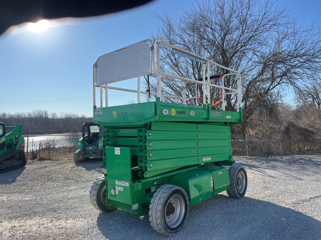 2015 JLG 4069LE Electric Scissor Lift