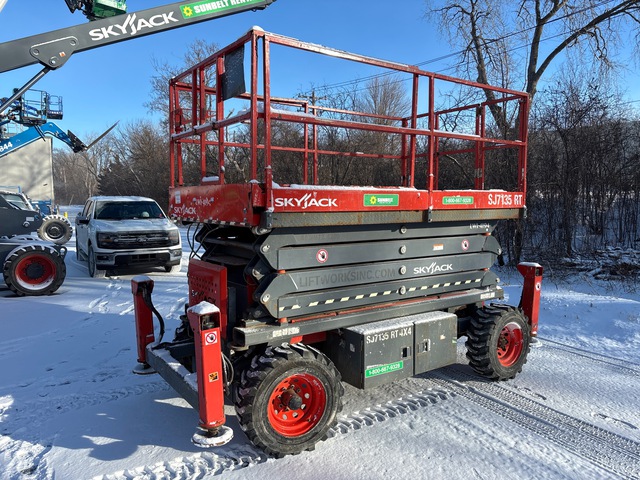 2016 Skyjack SJ7135 RT Dual Fuel 4x4 Scissor Lift