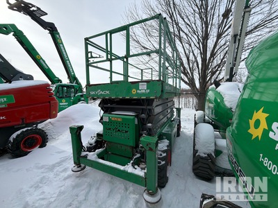 2015 Skyjack SJ7135RT 4x4 Diesel Scissor Lift