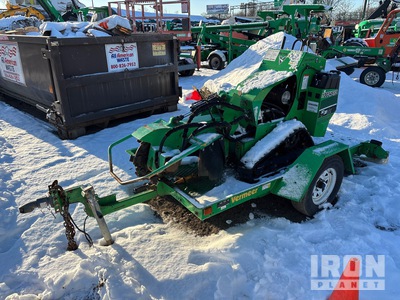 2018 Vermeer SC30TX Tracked Stubbenfräse w/2018 Vermeer TLR33 Trailer