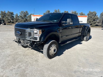 2022 Ford F-450 4x4 Crew Cab Pickup