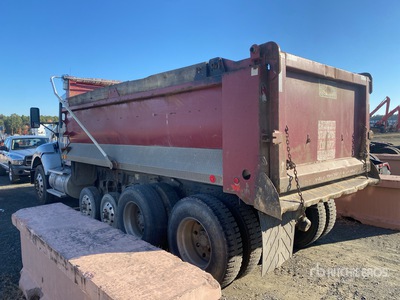 2017 Kenworth T400 10x4 Quad/A Camión dumper