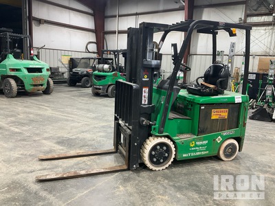 2015 Mitsubishi FBC25N 4450 lb 電動フォークリフト